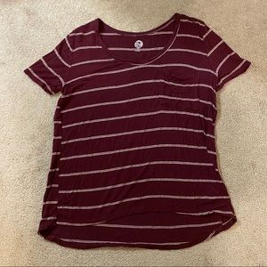 Juniors’ Maroon Striped Tee